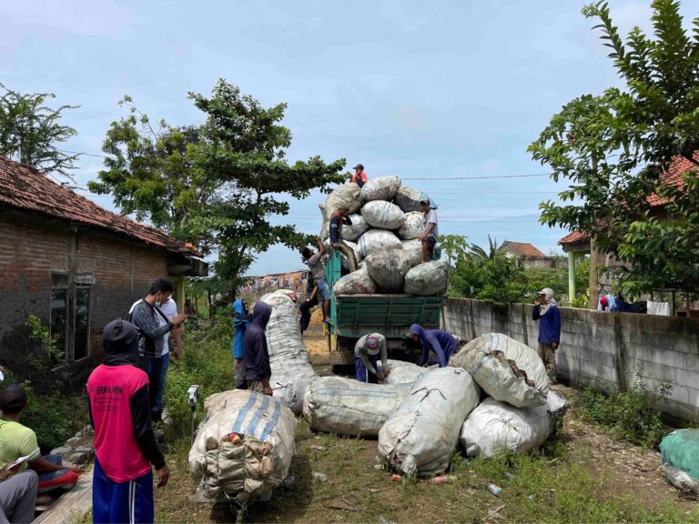 searcular-indonesia-world-pollution